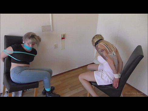 ❤️ Sõltuvuses / seotud ja suukorvistatud / neiu hädas ❤ Porno vk at et.raceporn.ru ❌